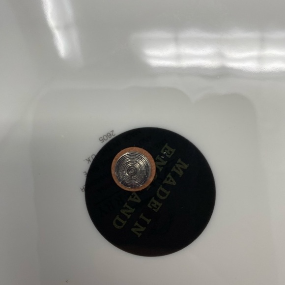 Ashbury Serving Plate with Handle - Picture 3 of 14